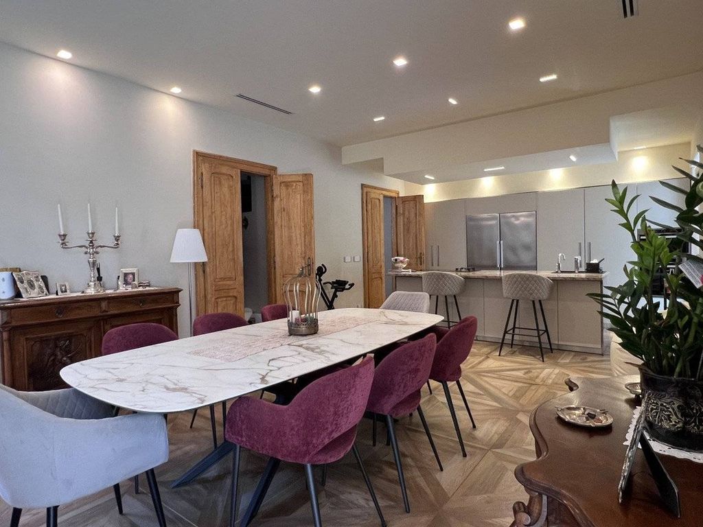 Maison de luxe à vendre à Rivoli, 1 100 000 €, Photo 1