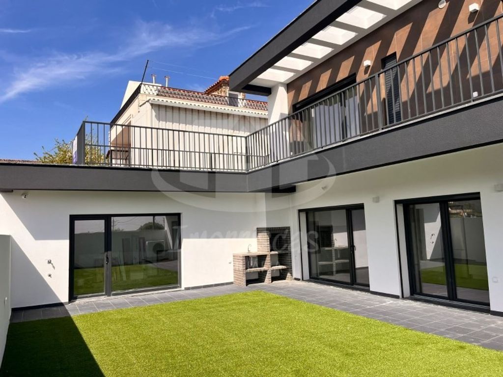 Luxury House for sale in Loures, 790 000 €, Photo 1