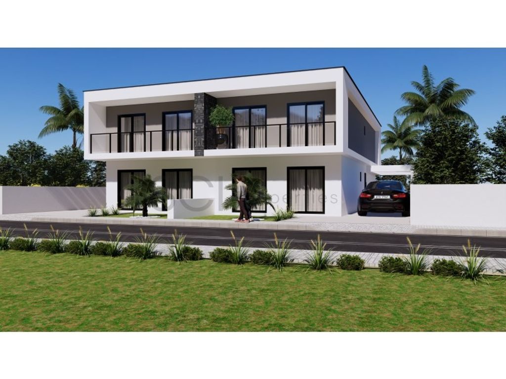 Luxury House for sale in Seixal, 595 000 €, Photo 1