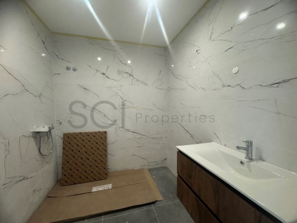 Luxury House for sale in Seixal, 590 000 €, Photo 1