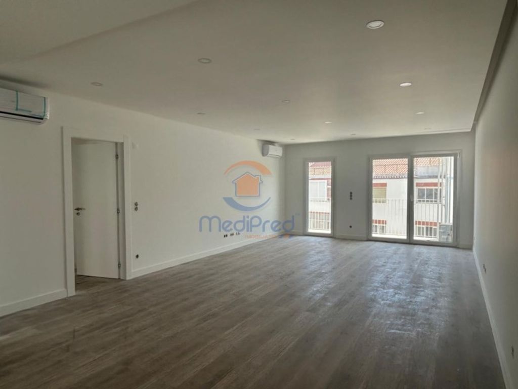 Luxury Apartment for sale in Odivelas, 555 000 €, Photo 3
