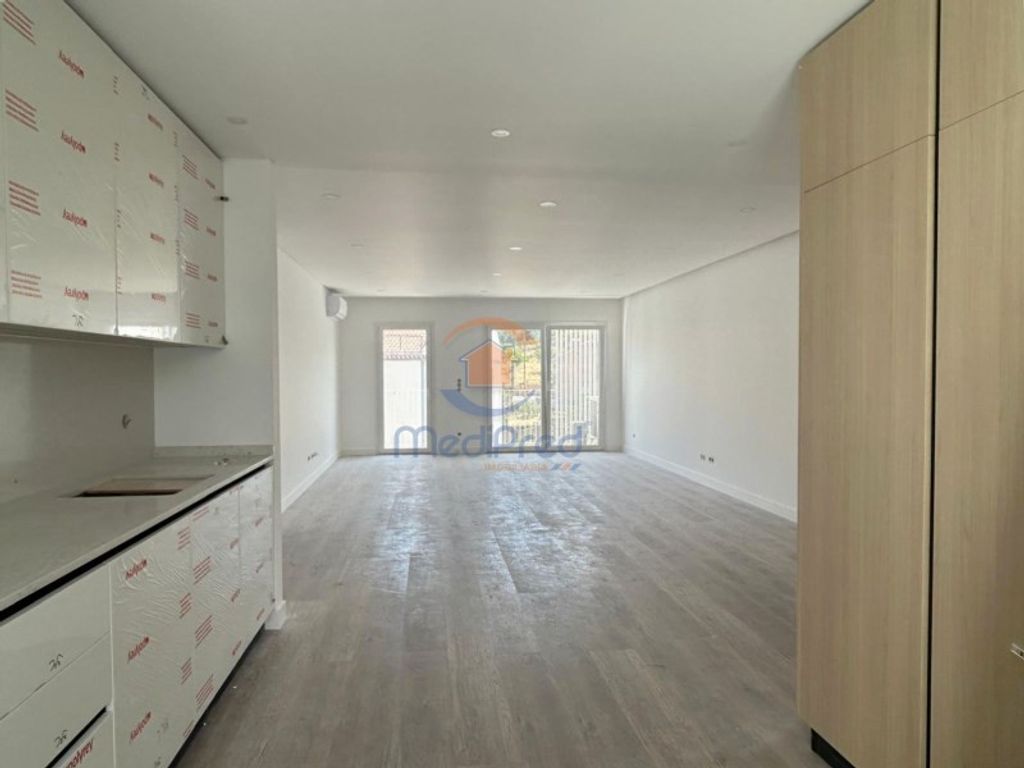 Luxury Apartment for sale in Odivelas, 555 000 €, Photo 4
