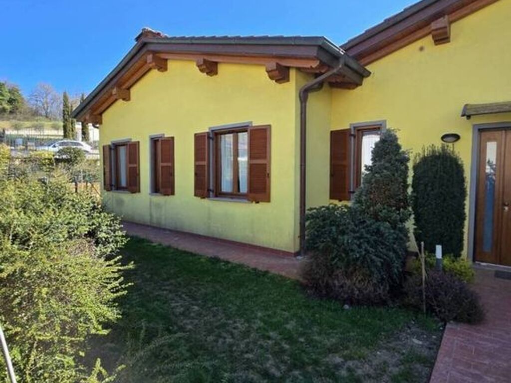 Luxury House for sale in Poppi, 450 000 €, Photo 1
