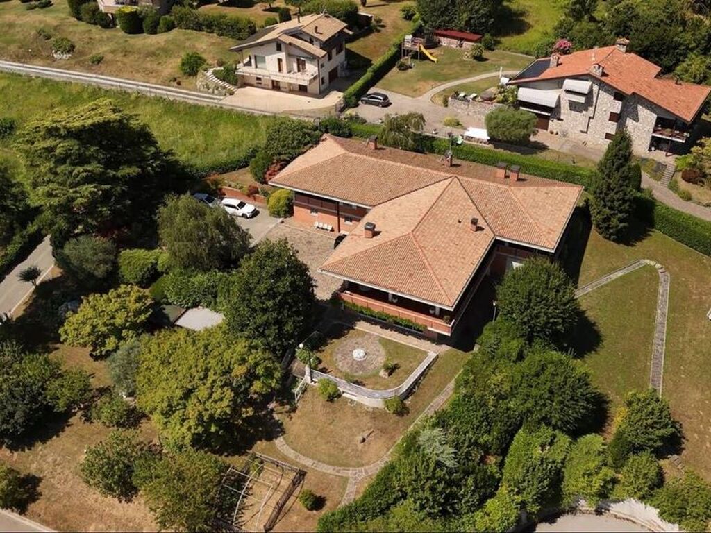 Luxury House for sale in Tricesimo, 1 250 000 €, Photo 1