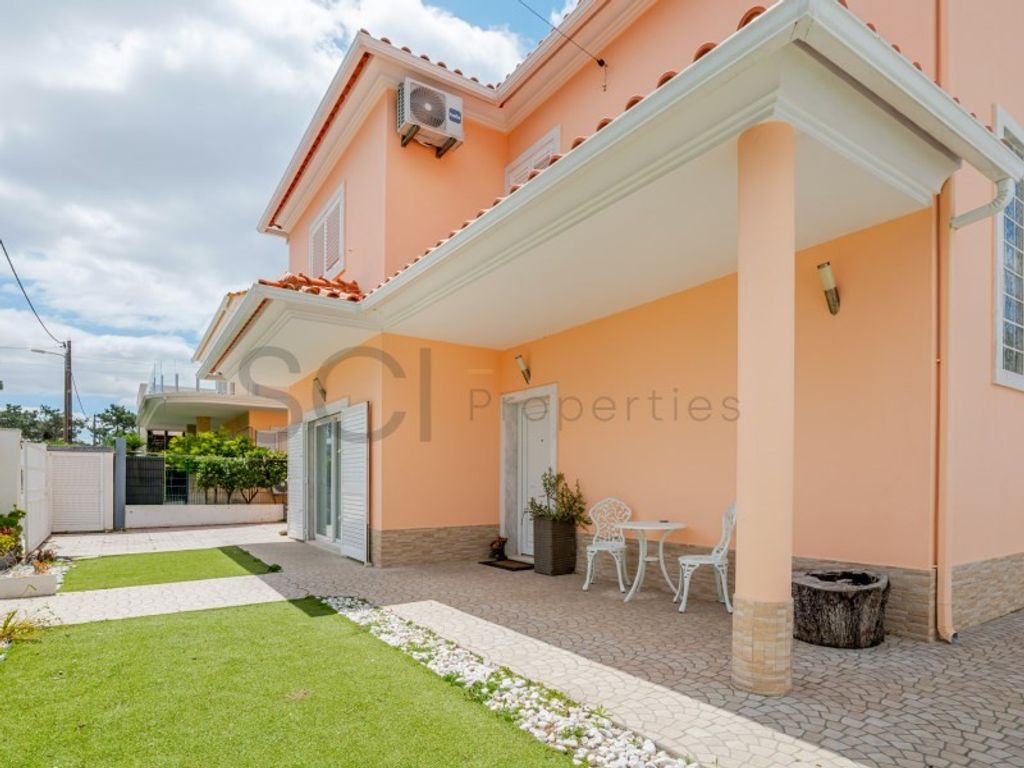 Maison de luxe à vendre à Aroeira, 680 000 €, Photo 2