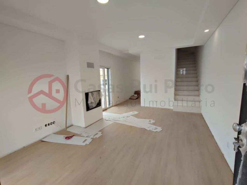 Maison de luxe à vendre à Seixal, 480 000 €, Photo 2