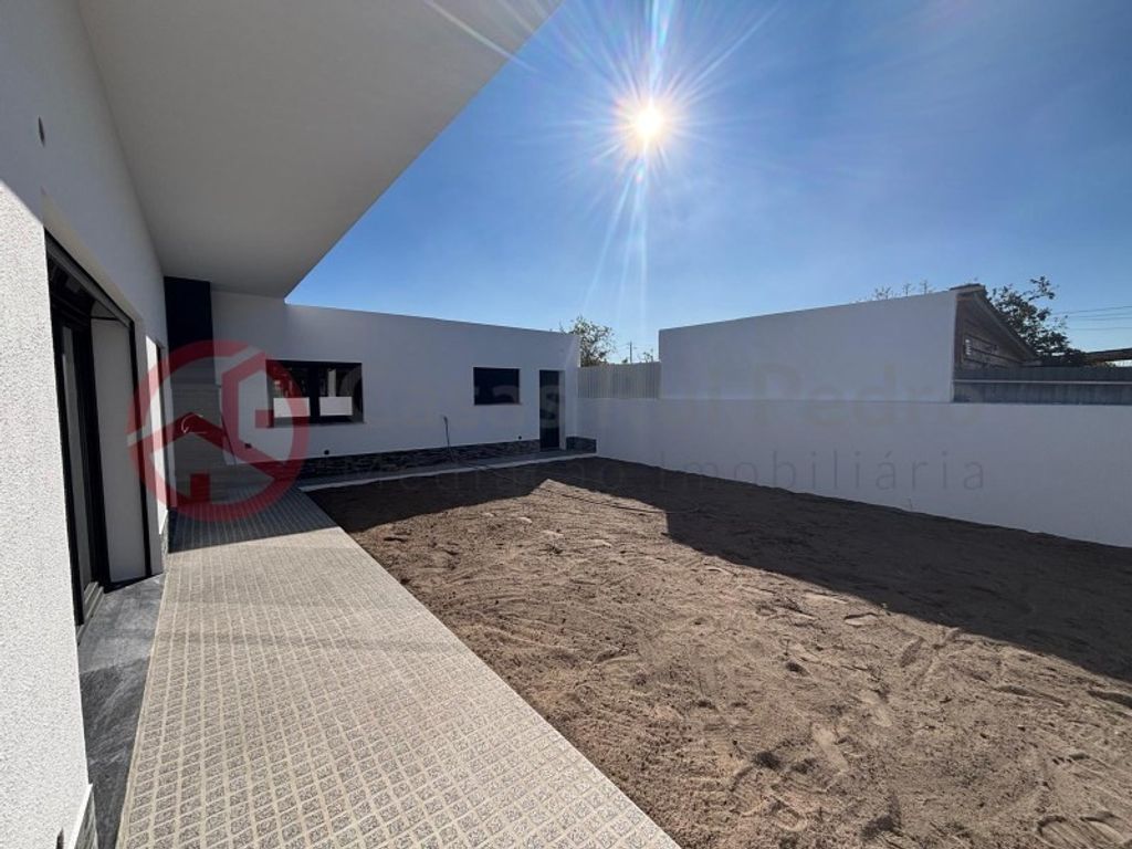 Luxury House for sale in Seixal, 640 000 €, Photo 3