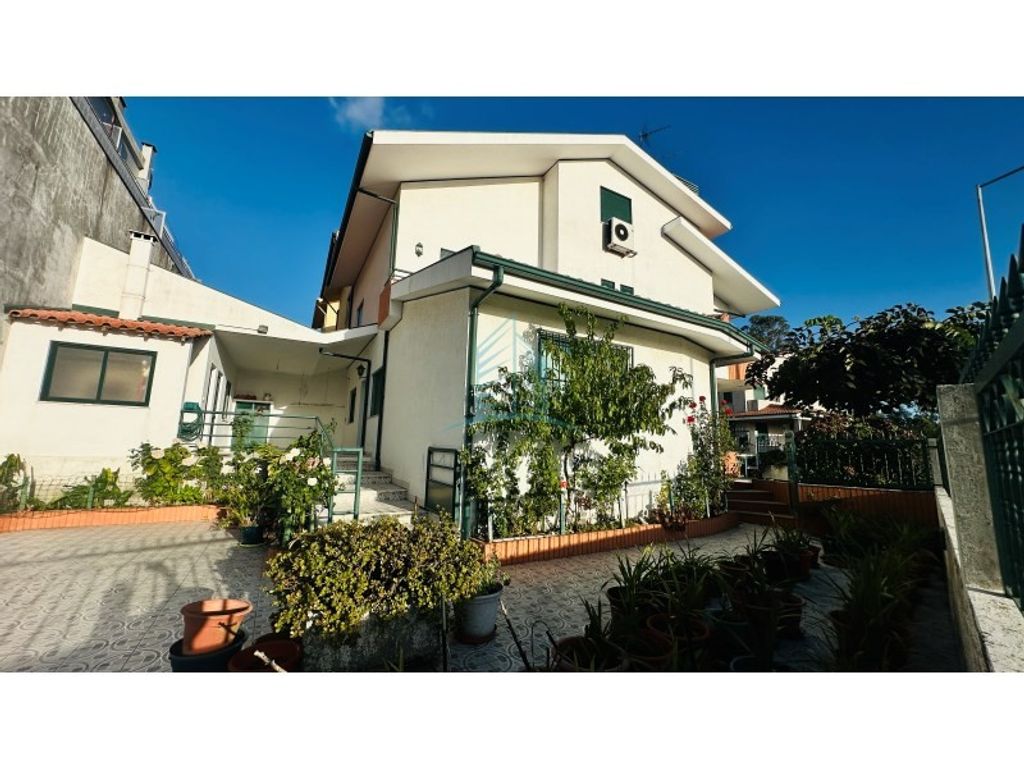 Luxury House for sale in Gondomar, 535 000 €, Photo 3