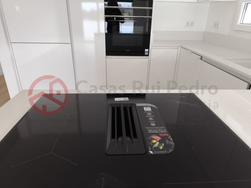 Luxury House for sale in Seixal, 560 000 €, Photo 5