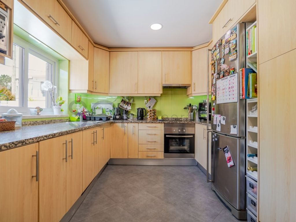 Maison de luxe à vendre à Aroeira, 680 000 €, Photo 7