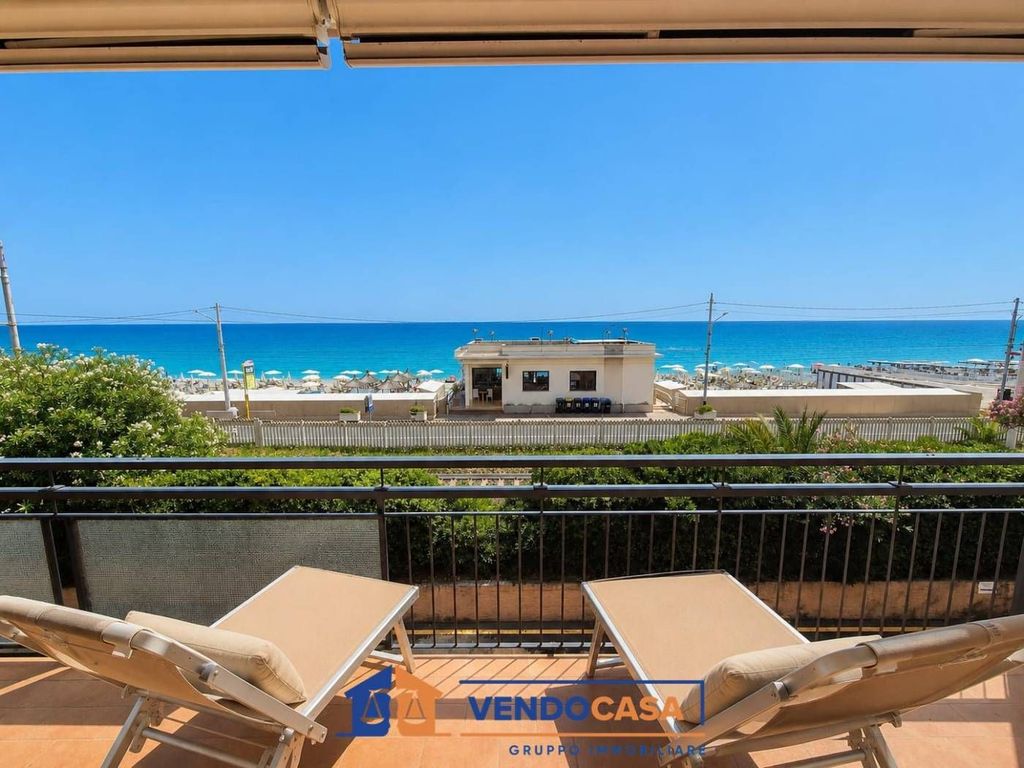 Luxury Apartment for sale in Borgio, 459 000 €, Photo 1