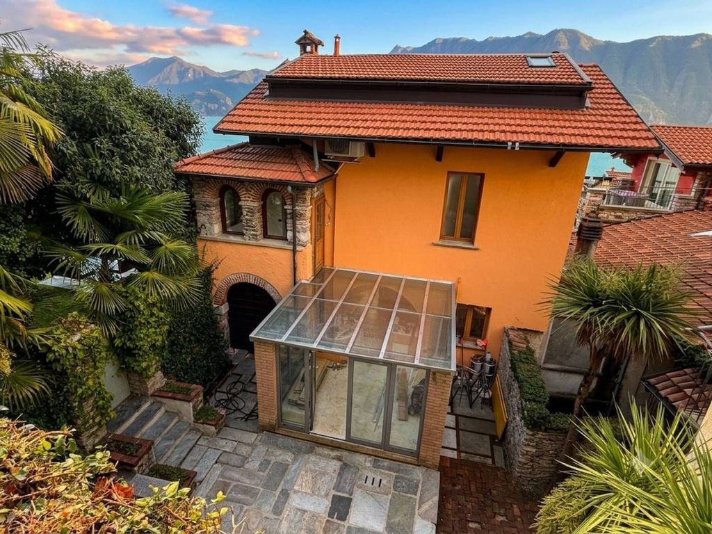 Luxury House for sale in Ghiffa, 700 000 €, Photo 1