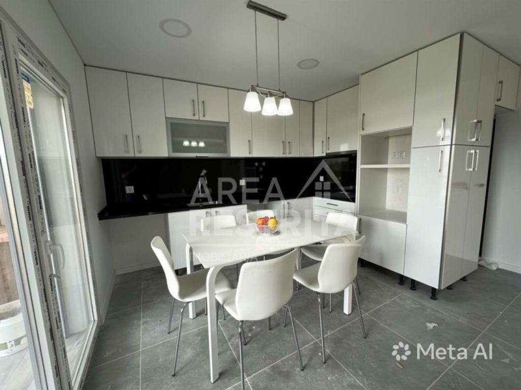 Appartement de luxe à vendre à Seixal, 450 000 €, Photo 2