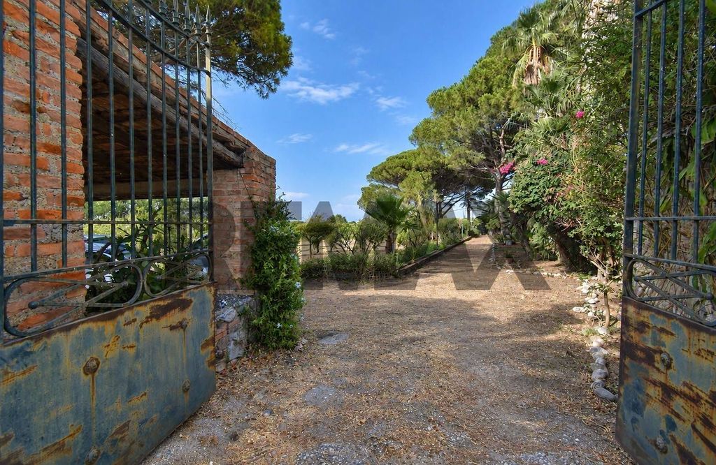 Maison de luxe à vendre à Messina, 780 000 €, Photo 2