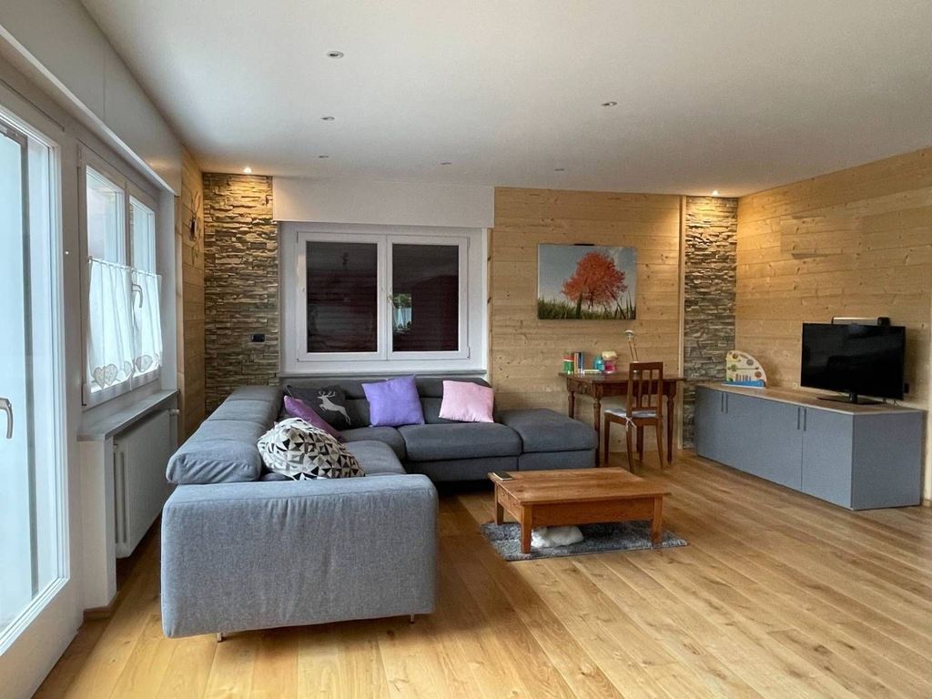 Maison de luxe à vendre à Romeno, 650 000 €, Photo 5