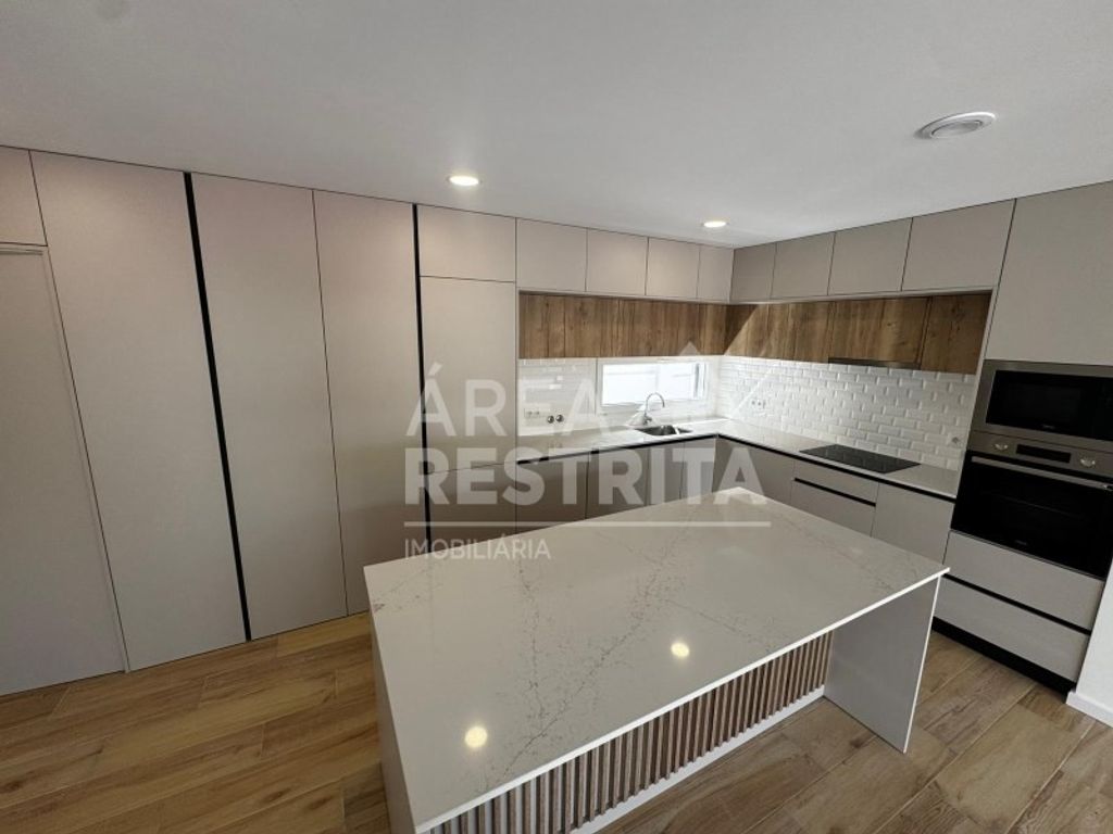 Luxury House for sale in Seixal, 550 000 €, Photo 7