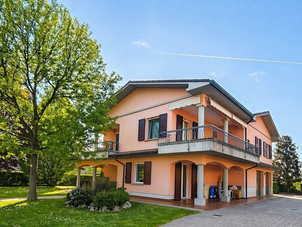Luxury House for sale in Forlì, 760 000 €, Photo 1