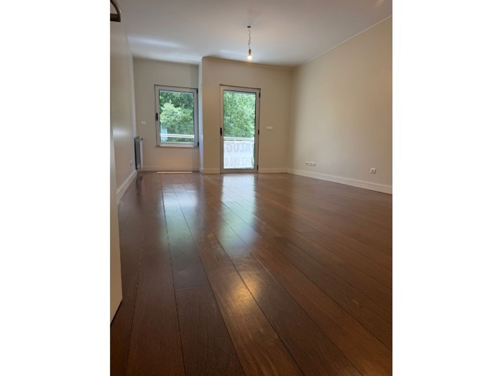 Appartement de luxe à vendre à Lisbon, 750 000 €, Photo 2