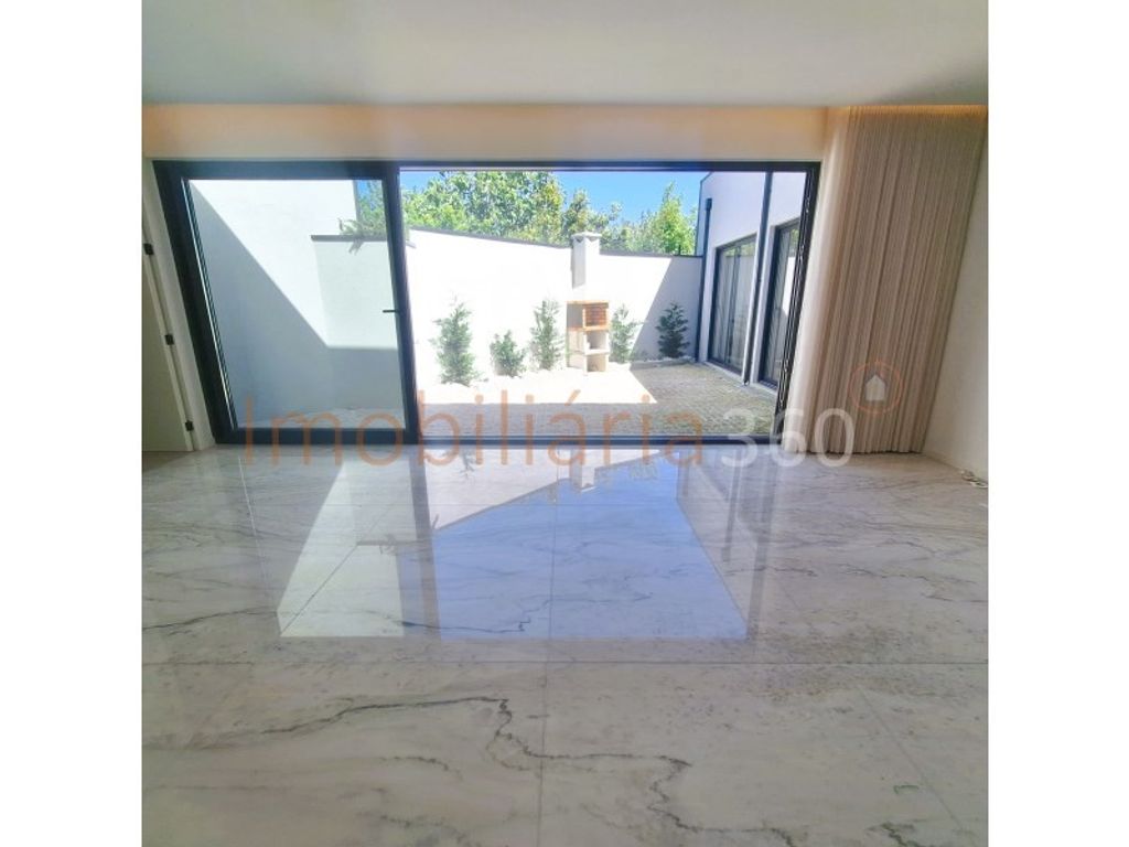 Maison de luxe à vendre à Matosinhos, 535 000 €, Photo 2