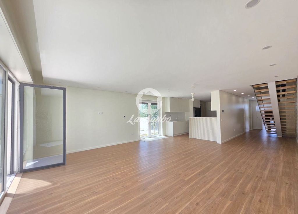 Maison de luxe à vendre à Póvoa de Varzim, 575 000 €, Photo 3