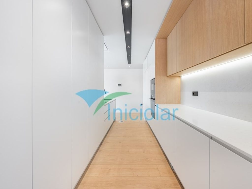 Luxury Apartment for sale in Gondomar, 558 000 €, Photo 3