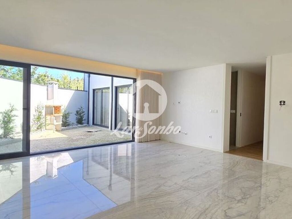Maison de luxe à vendre à Matosinhos, 535 000 €, Photo 4