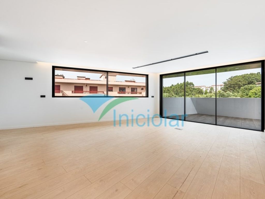 Luxury Apartment for sale in Gondomar, 558 000 €, Photo 6