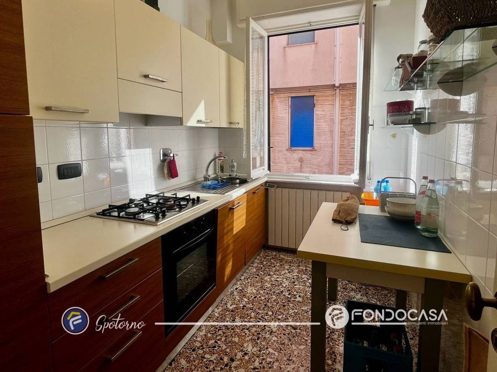 Appartement de luxe à vendre à Spotorno, 630 000 €, Photo 6