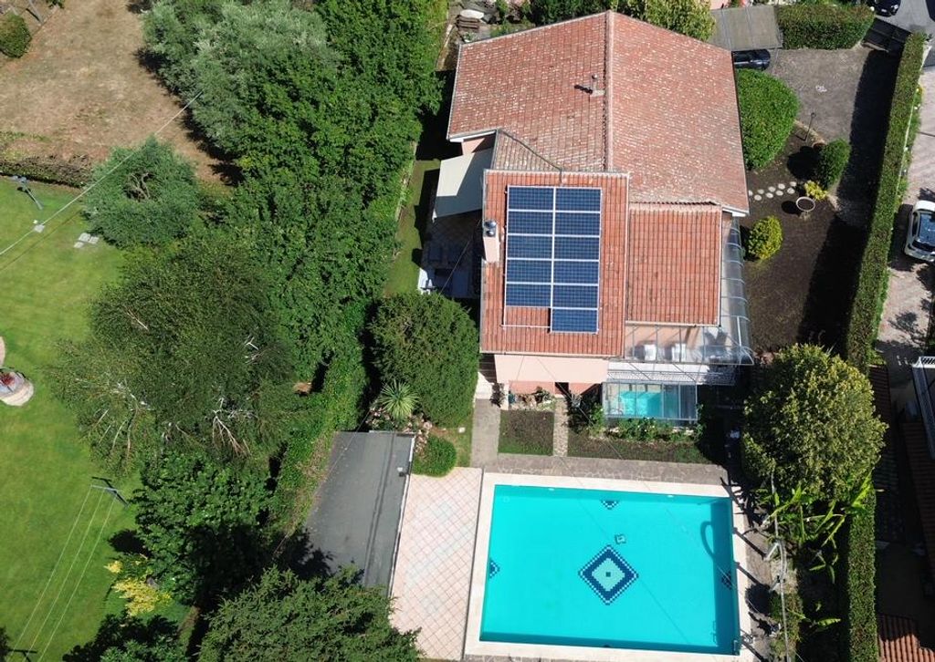 Luxury House for sale in Zagarolo, 560 000 €, Photo 1