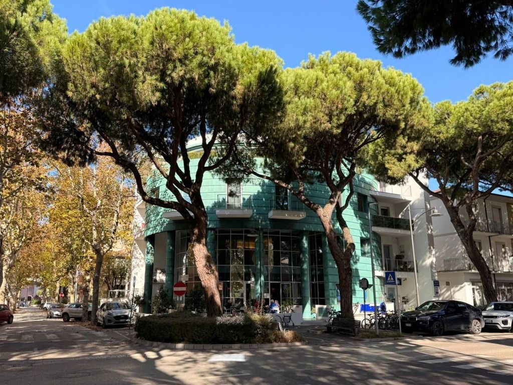 Luxury Apartment for sale in Cesenatico, 690 000 €, Photo 1