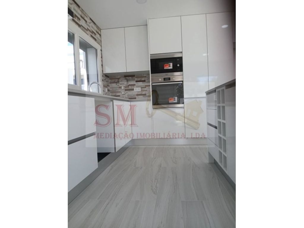 Luxury House for sale in Seixal, 620 000 €, Photo 2