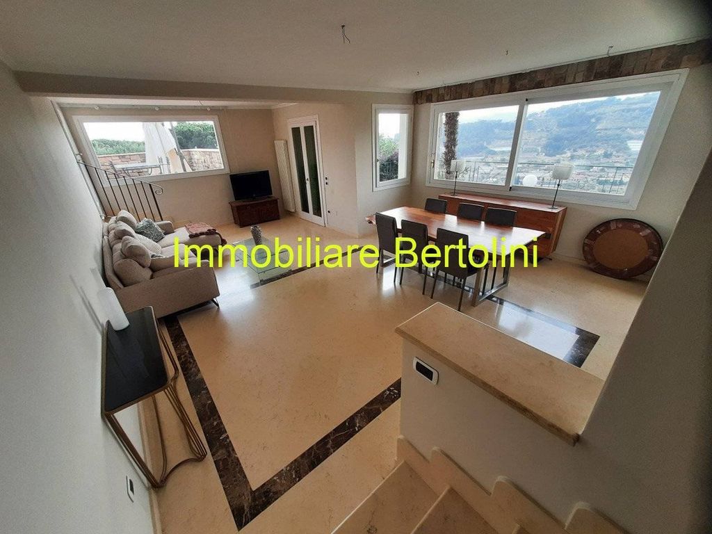 Luxury House for sale in Bordighera, 2 200 000 €, Photo 2