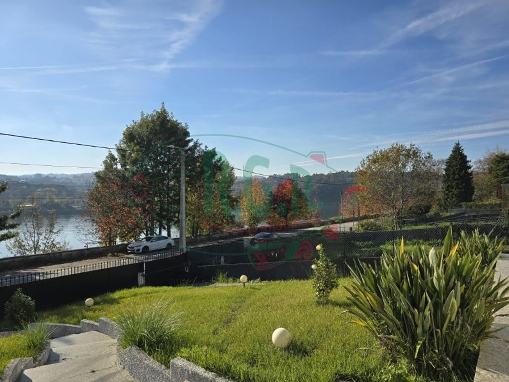 Maison de luxe à vendre à Gondomar, 850 000 €, Photo 2