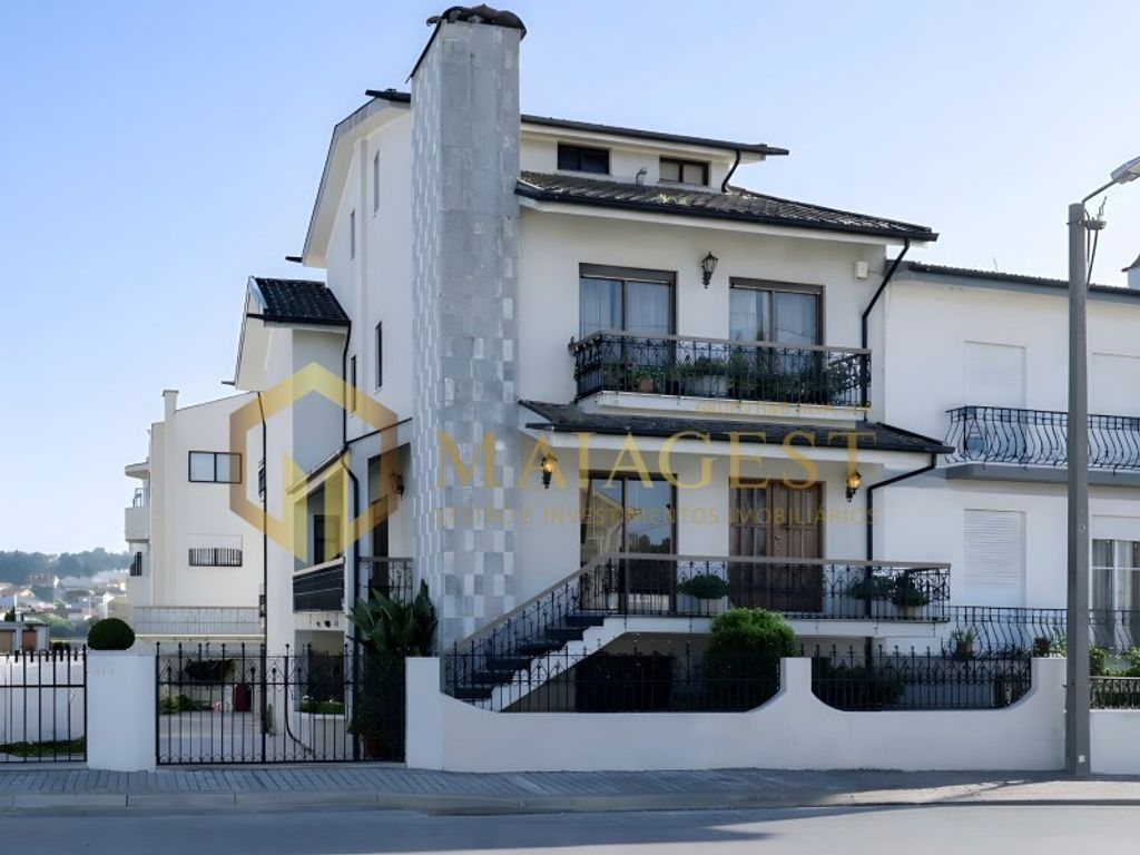 Maison de luxe à vendre à Gondomar, 475 000 €, Photo 2