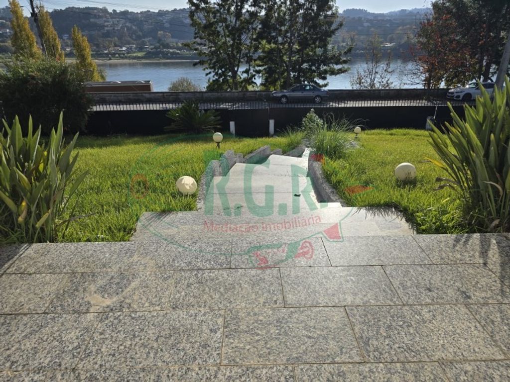 Maison de luxe à vendre à Gondomar, 850 000 €, Photo 3