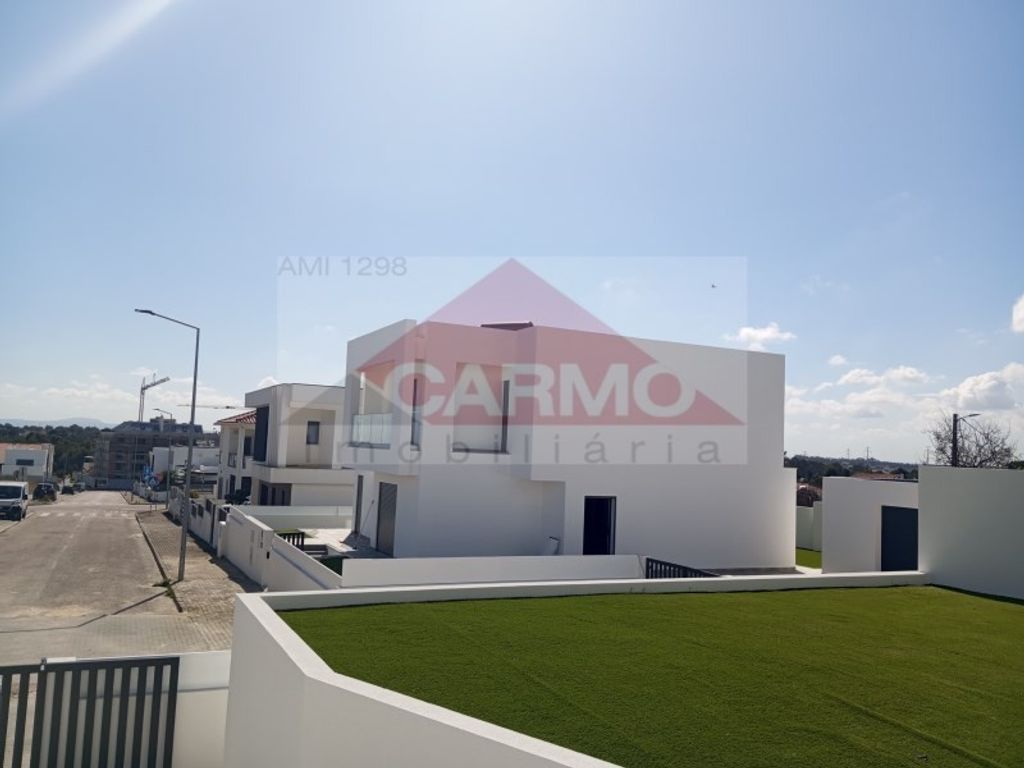 Luxury House for sale in Seixal, 765 000 €, Photo 4