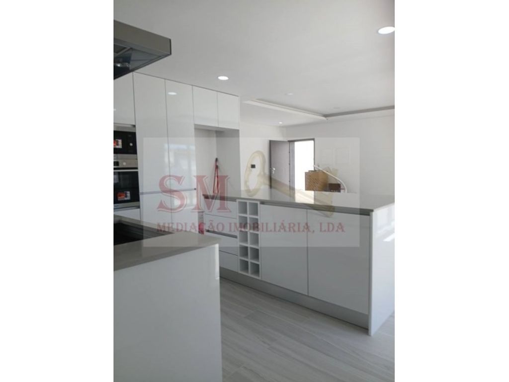 Luxury House for sale in Seixal, 620 000 €, Photo 4