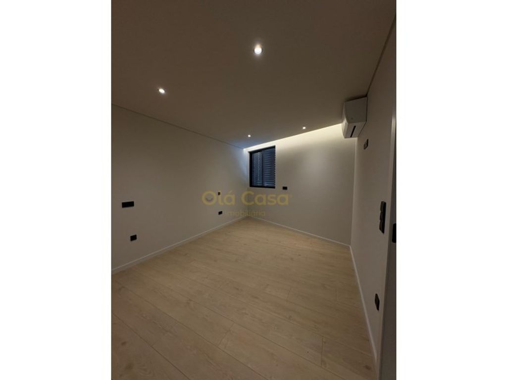 Luxury Apartment for sale in Gondomar, 410 000 €, Photo 5