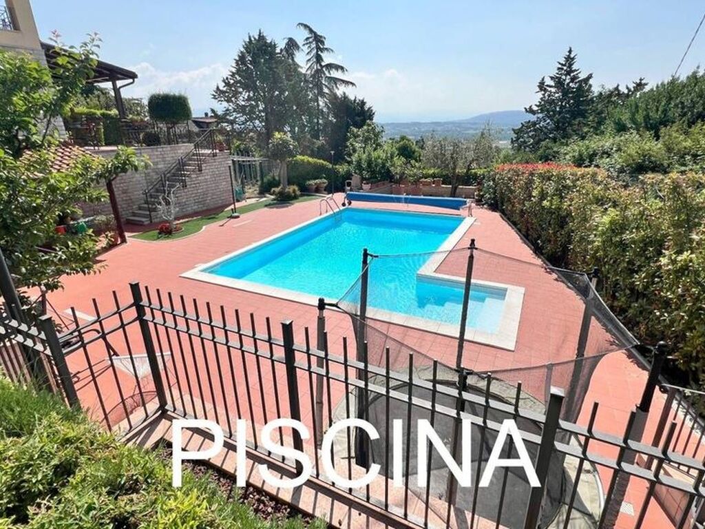 Luxury House for sale in Perugia, 850 000 €, Photo 5