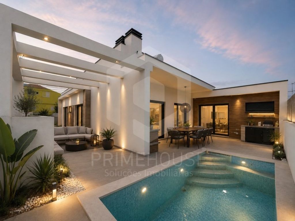 Luxury House for sale in Seixal, 550 000 €, Photo 7