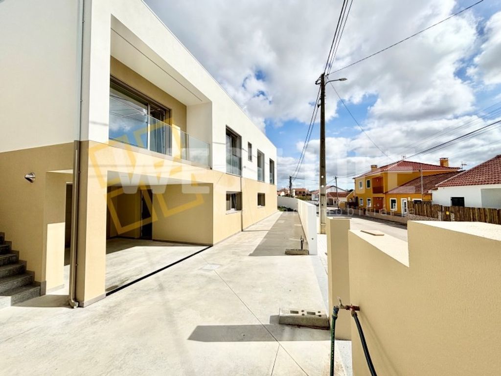 Maison de luxe à vendre à Torres Vedras, 635 000 €, Photo 1