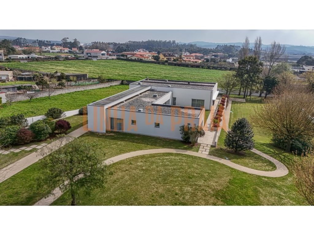 Maison de luxe à vendre à Póvoa de Varzim, 1 600 000 €, Photo 1