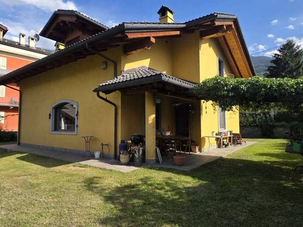 Luxury House for sale in Charvensod, 600 000 €, Photo 1