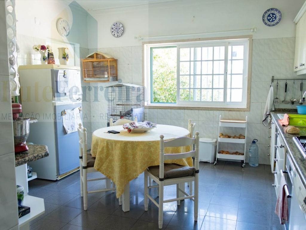 Maison de luxe à vendre à Almada, 695 000 €, Photo 1