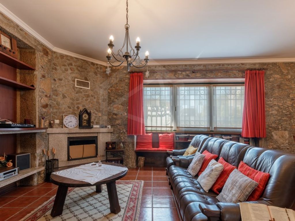 Maison de luxe à vendre à Oliveira de Azemeis, 525 000 €, Photo 4