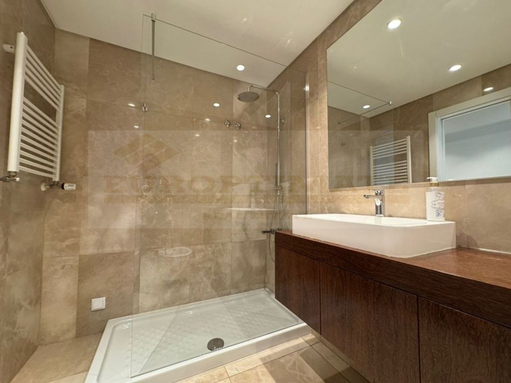 Appartement de luxe à vendre à Lisbon, 750 000 €, Photo 5