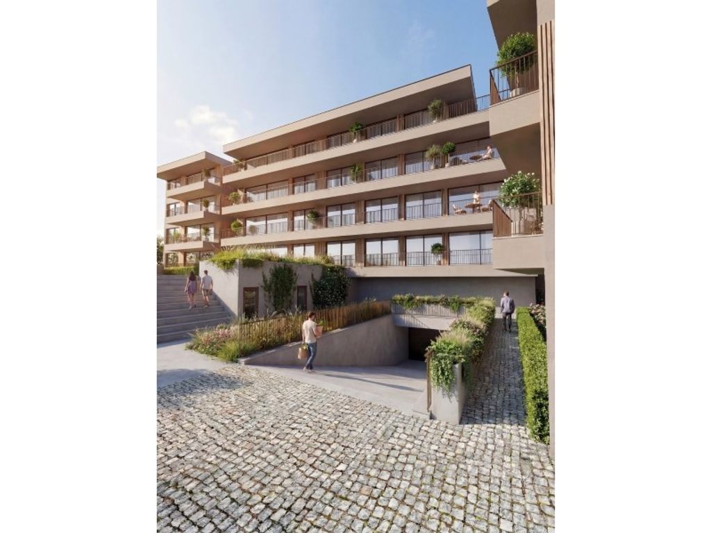 Luxury Apartment for sale in Santa Maria Da Feira, 549 000 €, Photo 2