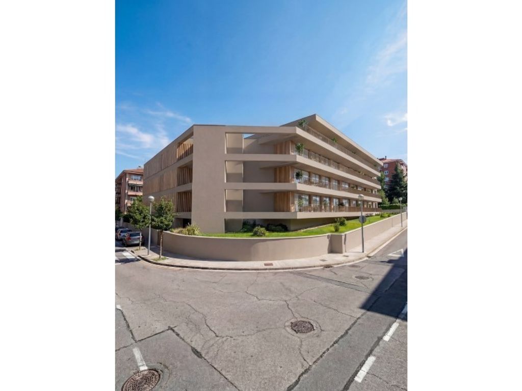 Luxury Apartment for sale in Santa Maria Da Feira, 549 000 €, Photo 3