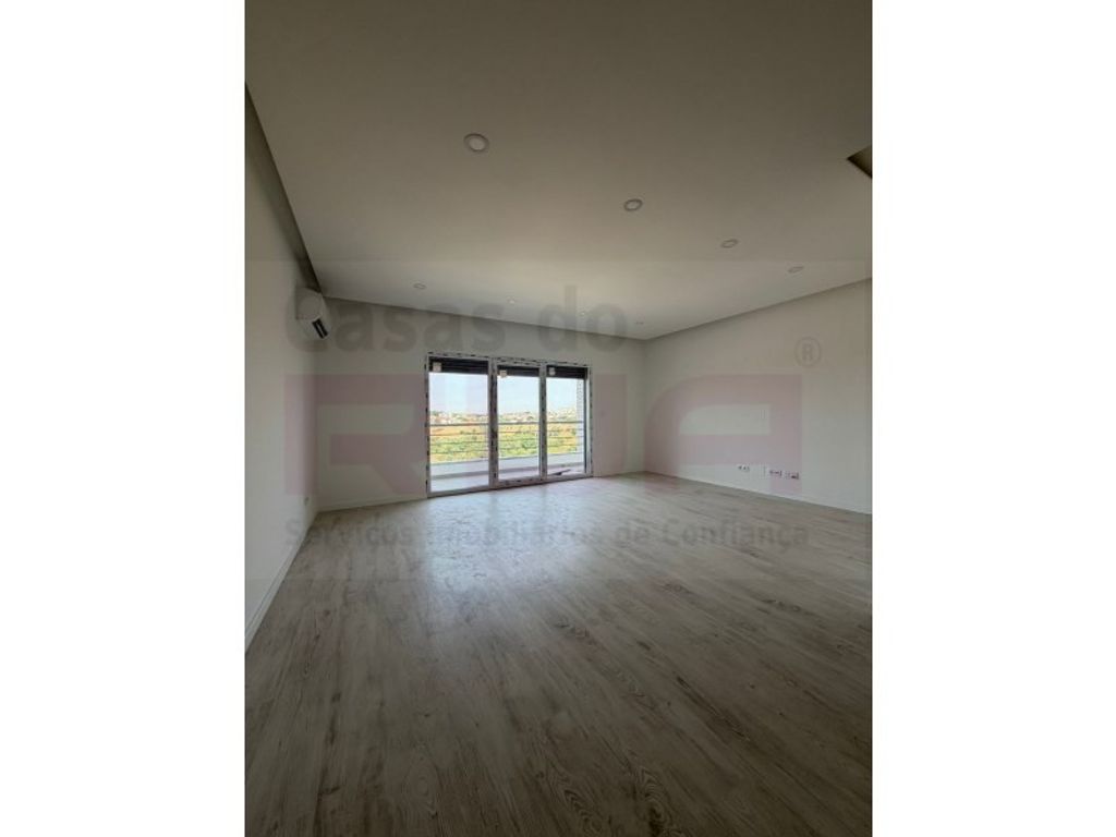 Appartement de luxe à vendre à Seixal, 440 000 €, Photo 3