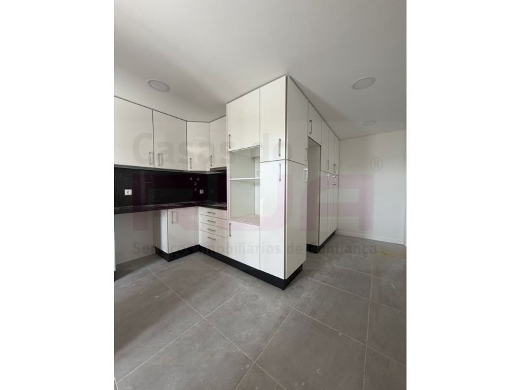Appartement de luxe à vendre à Seixal, 610 000 €, Photo 7